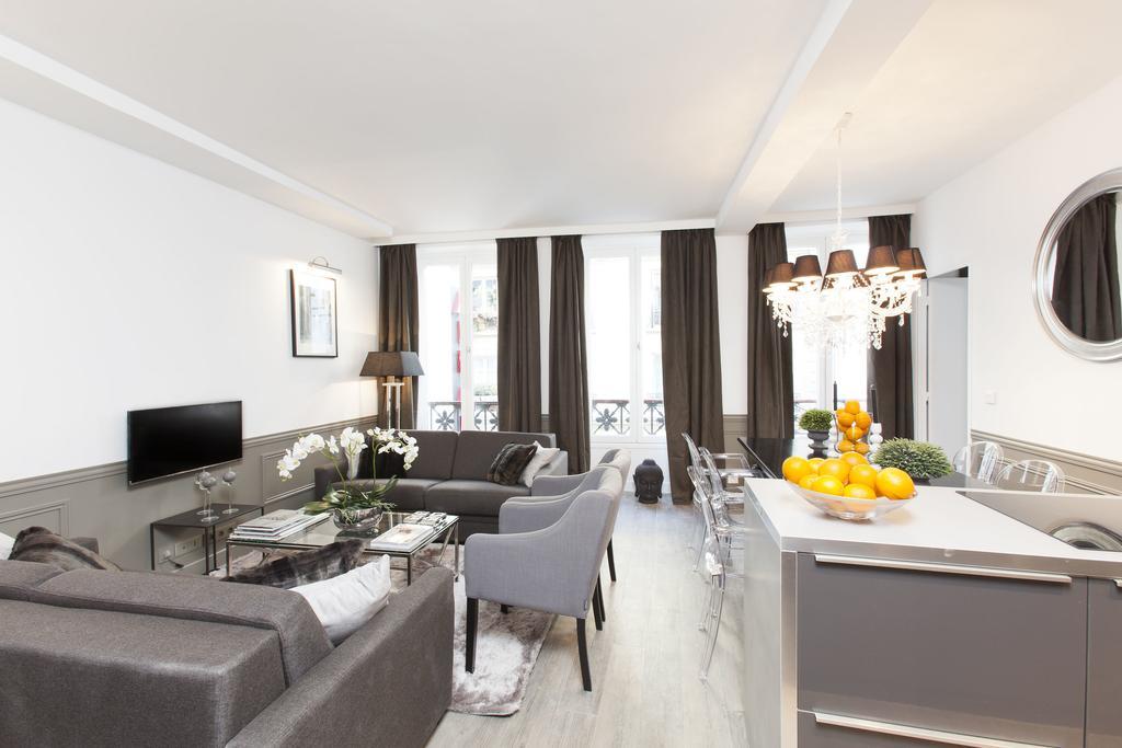 Appartement Livinparis - Luxury 3 Bedrooms Grands-boulevards I